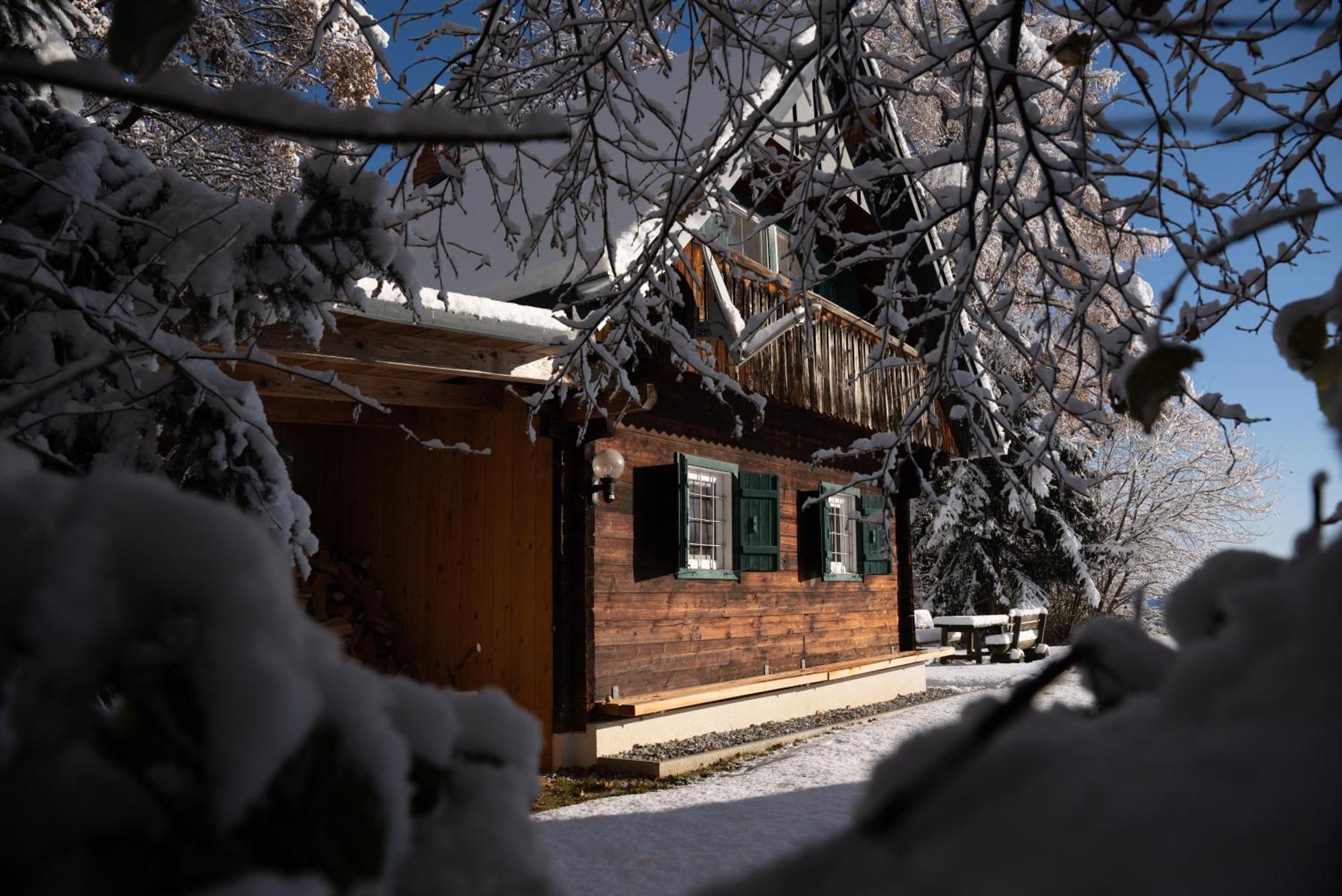 Gregor'S Ferienhaus Im Wald Edelschrott Exteriör bild