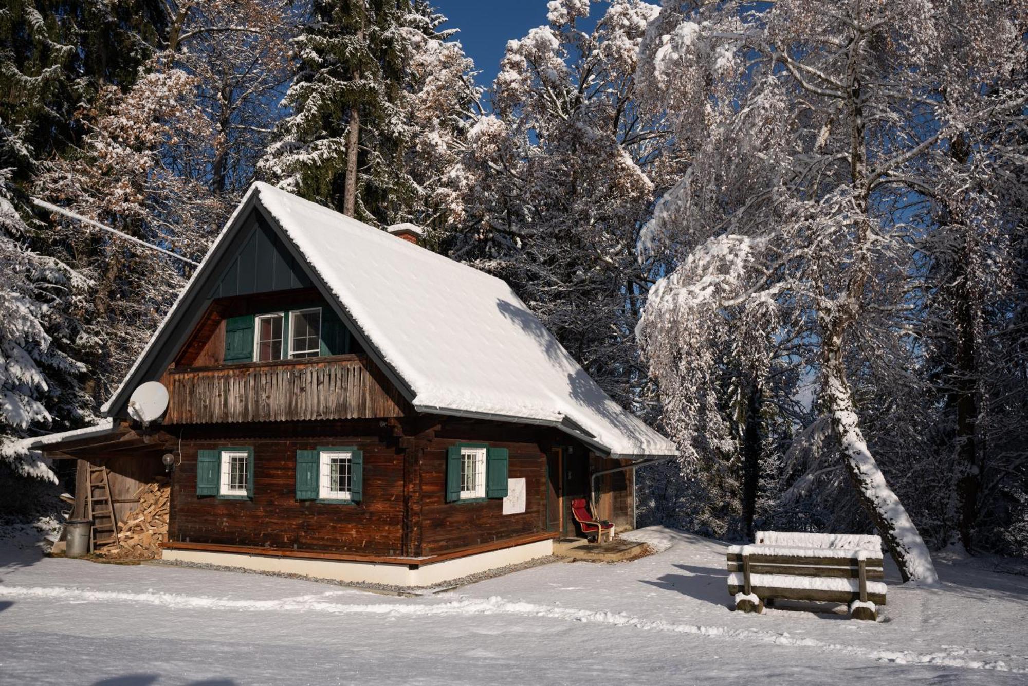 Gregor'S Ferienhaus Im Wald Edelschrott Exteriör bild
