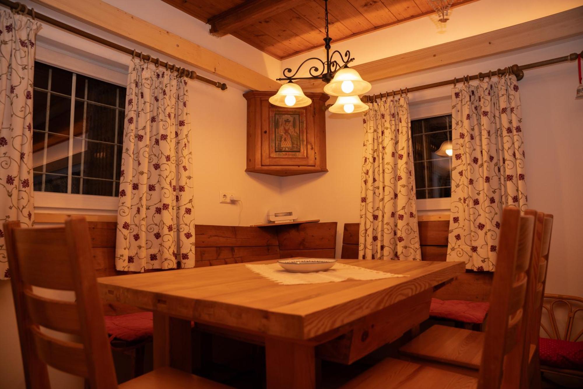 Gregor'S Ferienhaus Im Wald Edelschrott Exteriör bild